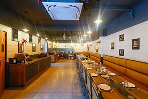 Hotel Dolphin International