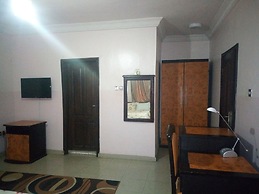 Bayse One Executive Suites and Bar