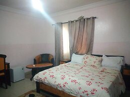 Bayse One Executive Suites and Bar