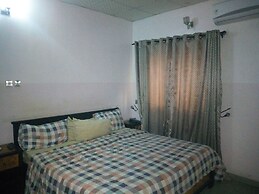 Bayse One Executive Suites and Bar