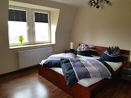 Apartment on the Elbe Ferry - Apartment for 2 - 3 People