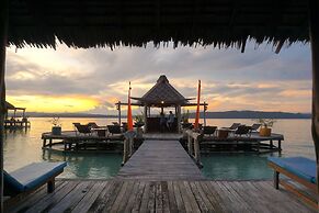 Raja Ampat Dive Lodge