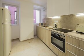 Santos Apartments by Linc