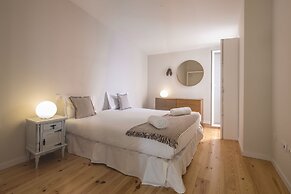 Santos Apartments by Linc