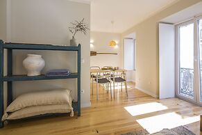 Santos Apartments by Linc