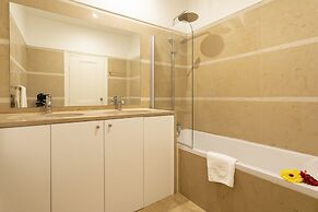 Santos Apartments by Linc