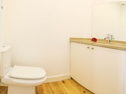 Santos Apartments by Linc