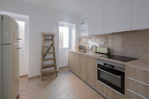 Santos Apartments by Linc