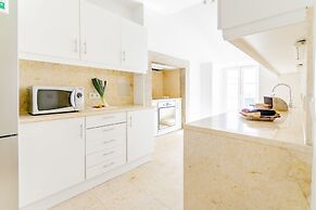 Santos Apartments by Linc