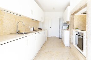 Santos Apartments by Linc