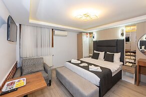 T-Square Residence