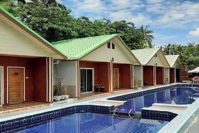 Phenwaree Amphawa Resort