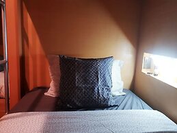 We Bangkok at Metro Park - Hostel