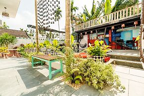 Sunny Riverside Homestay