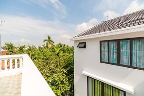 Sunny Riverside Homestay