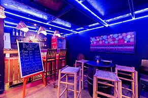 Sunny Riverside Homestay