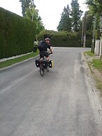 Les Acacias
