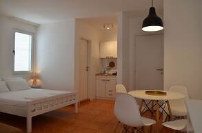 Casablanca Apartments