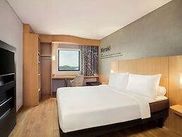 ibis Pontianak City Center