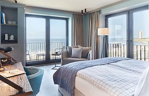 Lighthouse Hotel & SPA