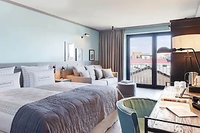 Lighthouse Hotel & SPA
