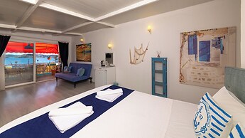 Derin Mavi Suit Butik Otel - Adults Only