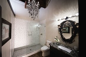GunRunner Boutique Hotel