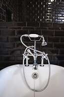 GunRunner Boutique Hotel
