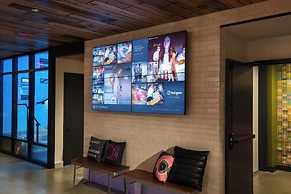 Moxy Washington DC Downtown