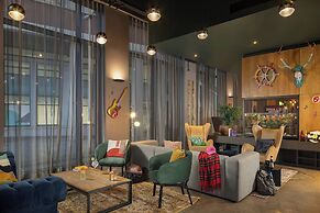Moxy Glasgow Merchant City