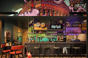 Moxy Glasgow Merchant City