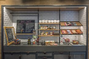 Moxy Glasgow Merchant City
