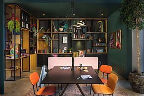 Moxy Glasgow Merchant City