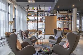 Moxy Glasgow Merchant City