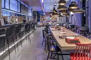 Moxy Glasgow Merchant City