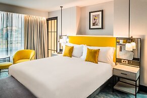 The Dixon, Autograph Collection