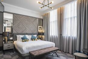 The Dixon, Autograph Collection