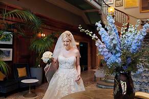 The Dixon, Autograph Collection