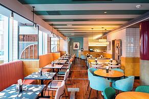 The Dixon, Autograph Collection