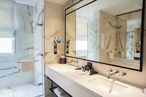 The Dixon, Autograph Collection