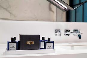 The Dixon, Autograph Collection