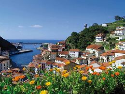LA Nana DEL MAR Flat on the old Port of Cudillero
