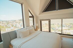 Dalat Home