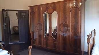 HiStory INN Unique Guest House