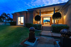 Sunset View Luxury Pool Villa