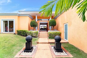 Sunset View Luxury Pool Villa