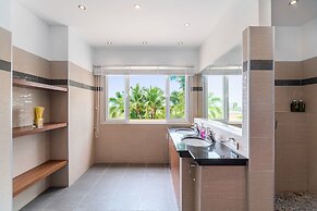 Sunset View Luxury Pool Villa