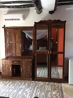 Kajibange bar and guesthouse