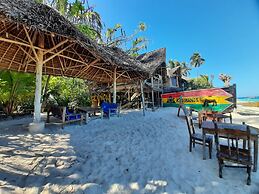 Kajibange bar and guesthouse