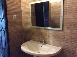 Kajibange bar and guesthouse